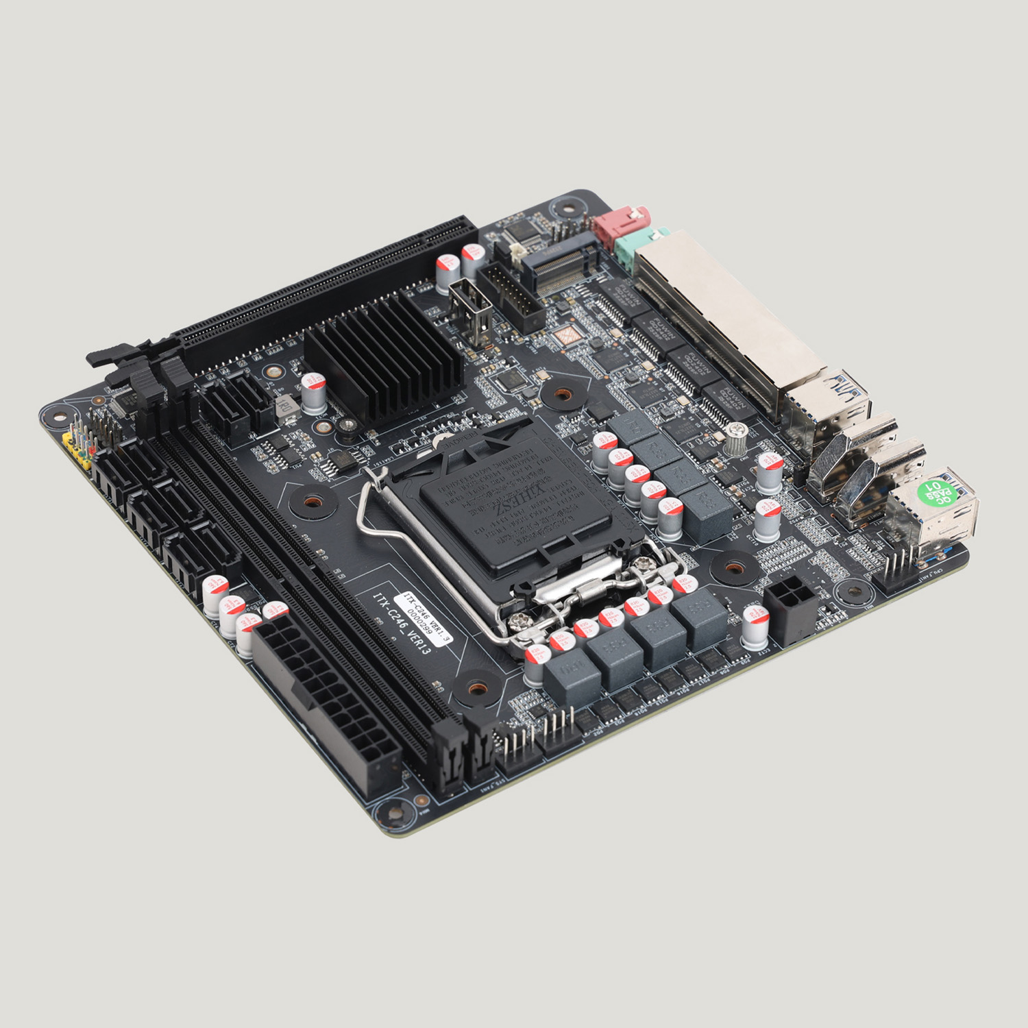 C246 Mini-ITX Moederbord 8 Bay - Nas Motherboard 8 Sata Mini Itx recensie en prijs
